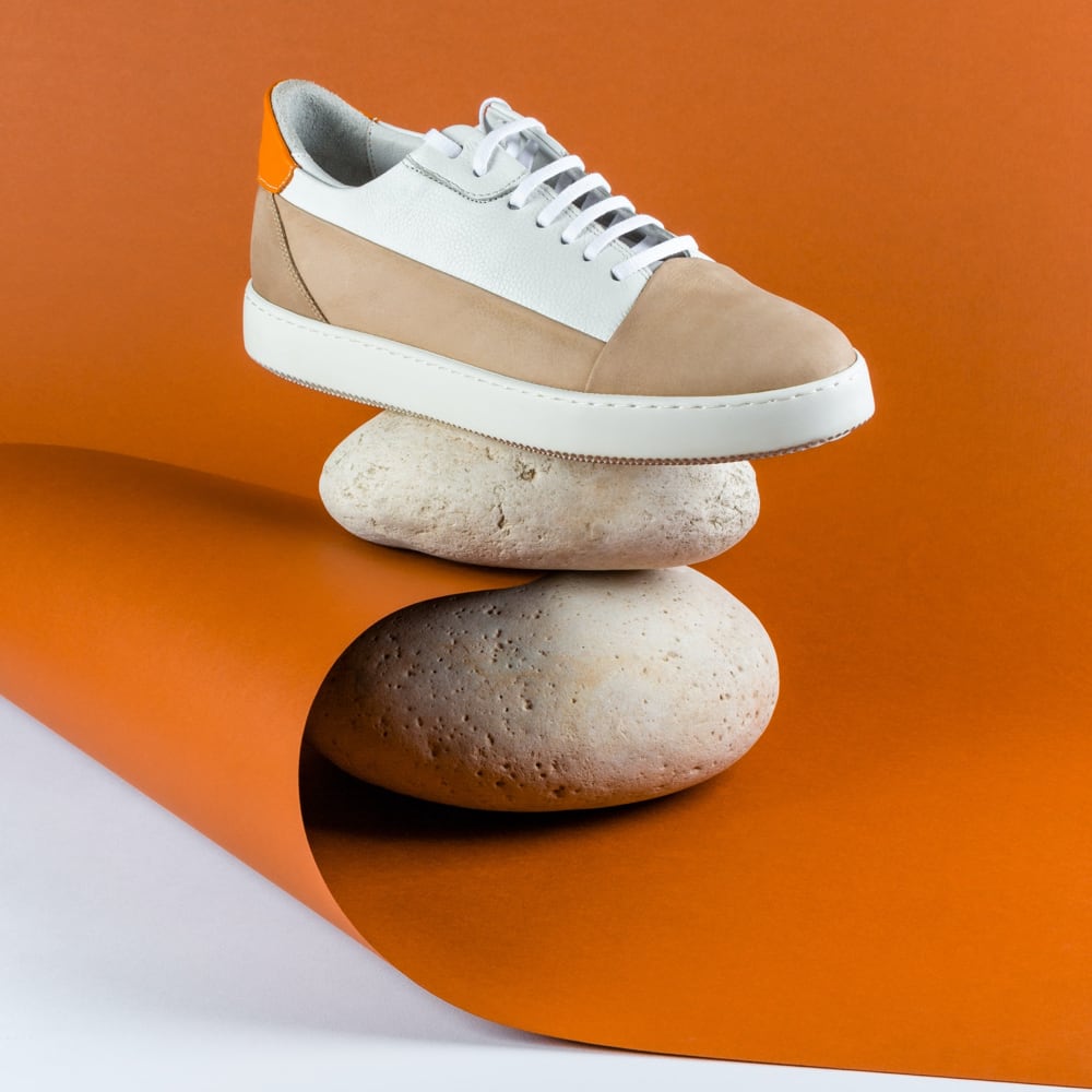 sneakers view 3